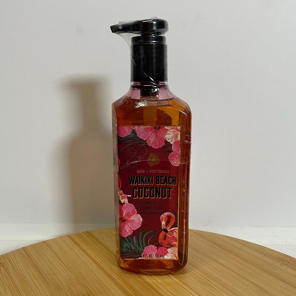 Bath & Body Works Waikiki Beach Coconut Gentle Gel Hand Soap 8 Oz Vitamin E Shea